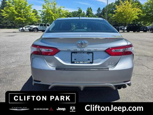 2020 Toyota Camry SE AWD