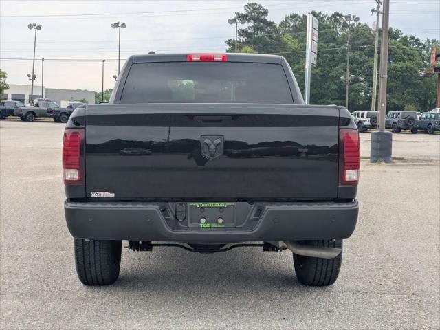2024 Ram 1500 Classic Warlock Crew Cab 4x2 5'7" Box