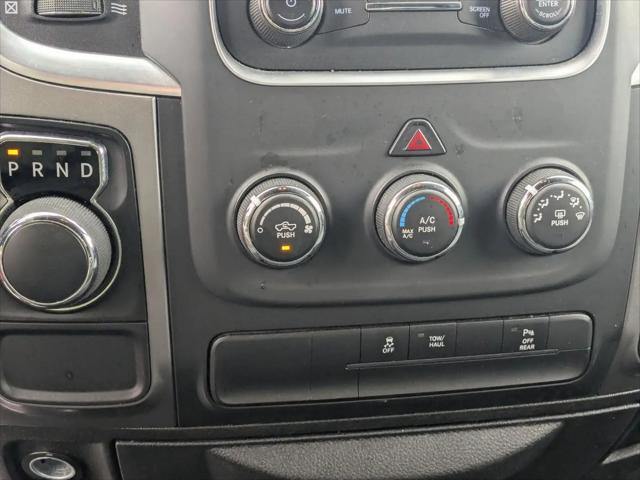 2024 Ram 1500 Classic Warlock Crew Cab 4x2 5'7" Box