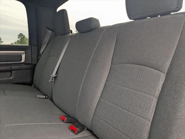 2024 Ram 1500 Classic Warlock Crew Cab 4x2 5'7" Box