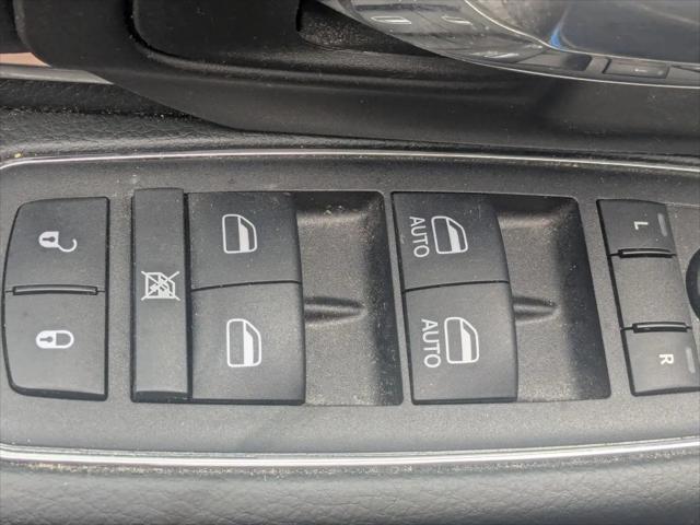 2023 Ram 1500 Classic Warlock Quad Cab 4x4 6'4" Box