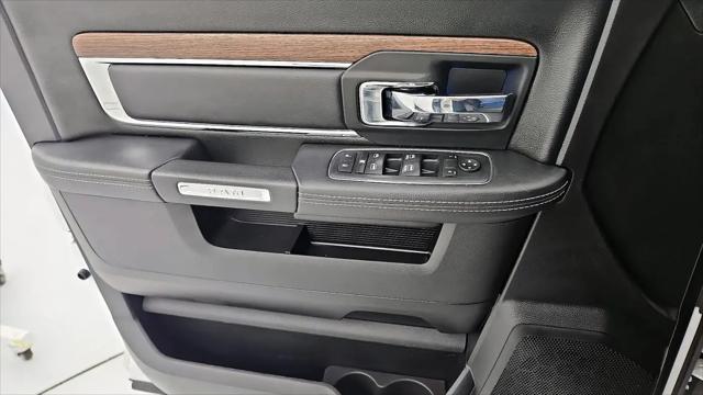 2019 Ram 1500 Classic Laramie Crew Cab 4x2 5'7" Box