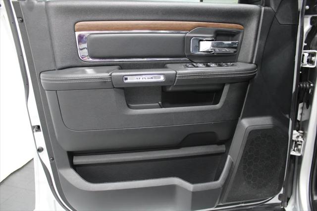 2017 Ram 1500 Laramie Crew Cab 4x4 6'4" Box