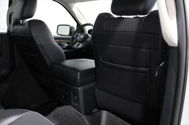 2017 Ram 1500 Laramie Crew Cab 4x4 6'4" Box