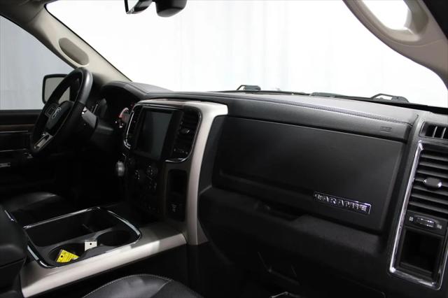 2017 Ram 1500 Laramie Crew Cab 4x4 6'4" Box