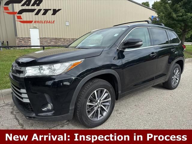 2017 Toyota Highlander XLE for sale in Shawnee, KS