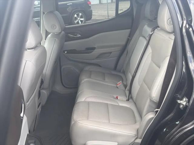 2017 GMC Acadia SLT-1