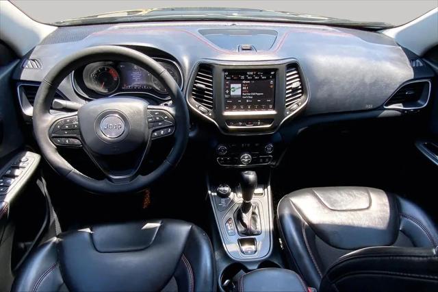 2023 Jeep Cherokee Trailhawk 4x4