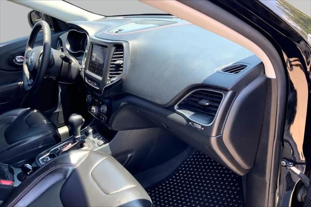 2023 Jeep Cherokee Trailhawk 4x4