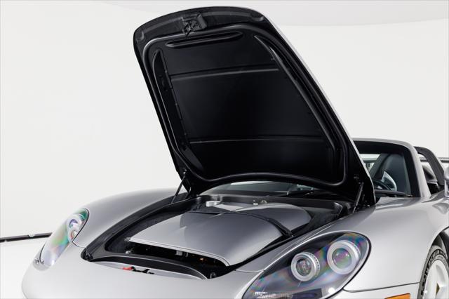 2004 Porsche Carrera GT Coupe
