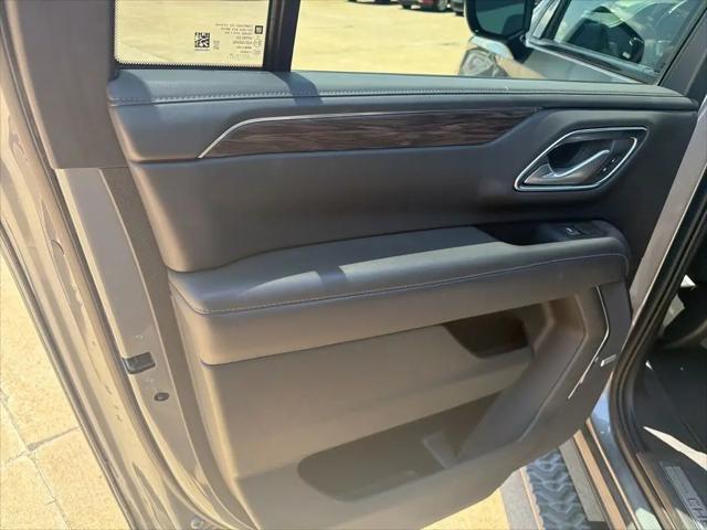 2022 Chevrolet Suburban 4WD Z71