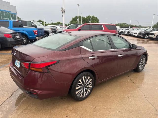 2025 Nissan Altima SV FWD