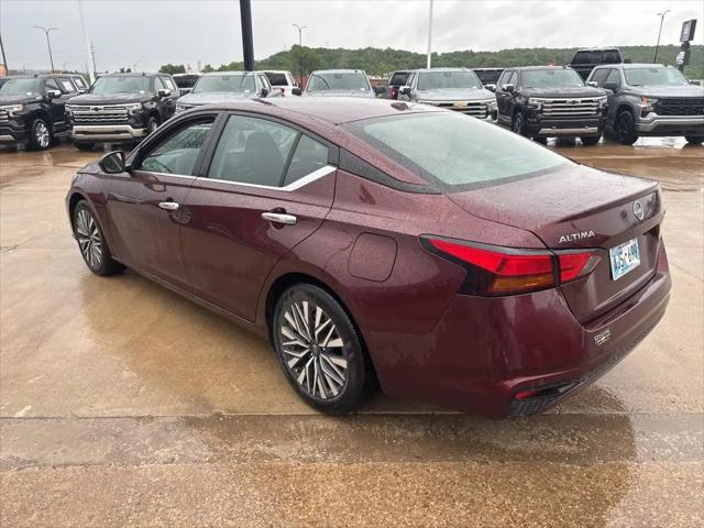 2025 Nissan Altima SV FWD