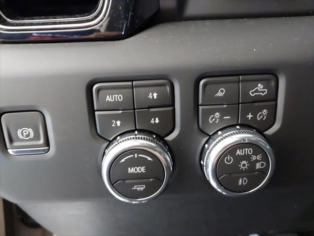 2026 GMC Sierra 2500HD Crew Cab, Standard Bed, AT4, 4WD