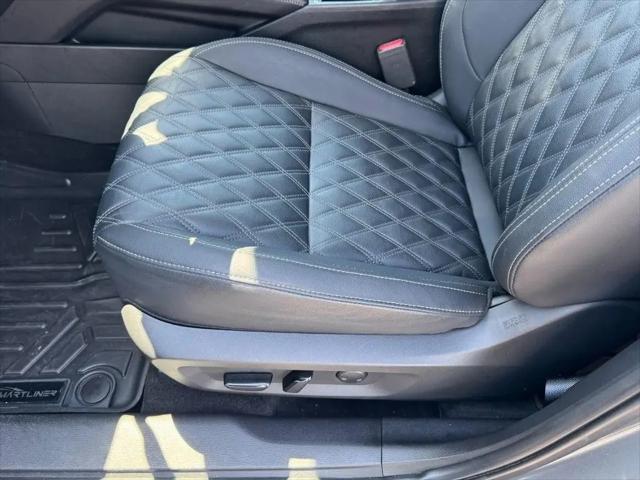 2024 Mitsubishi Outlander PHEV SEL S-AWC