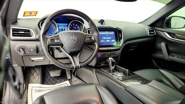 2017 Maserati Ghibli Standard