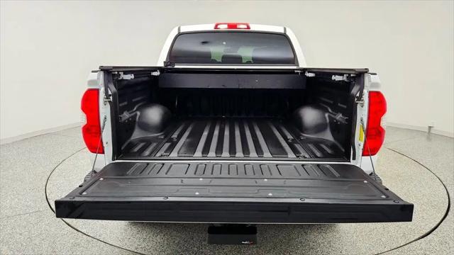2018 Toyota Tundra SR5 5.7L V8