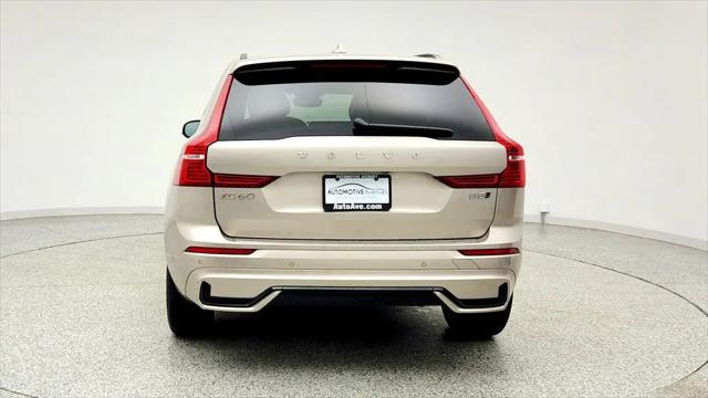 2023 Volvo XC60 B5 Plus Dark Theme