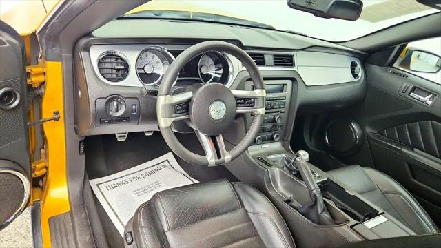 2010 Ford Mustang V6 Premium