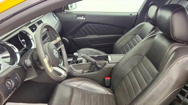 2010 Ford Mustang V6 Premium
