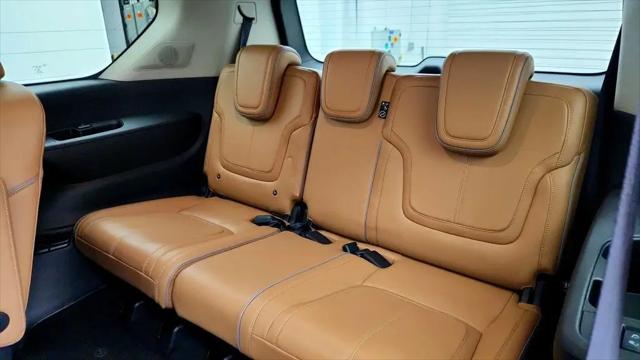 2025 INFINITI QX80 SENSORY AWD
