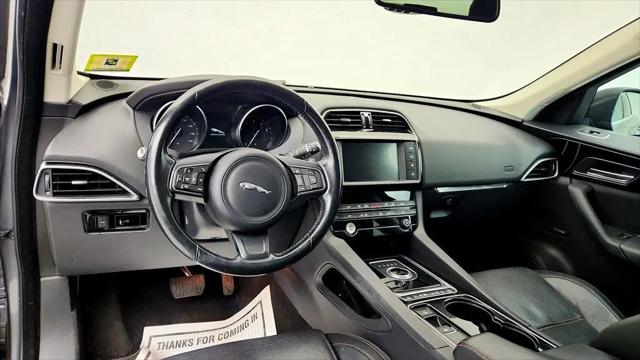 2017 Jaguar F-PACE 35t Prestige