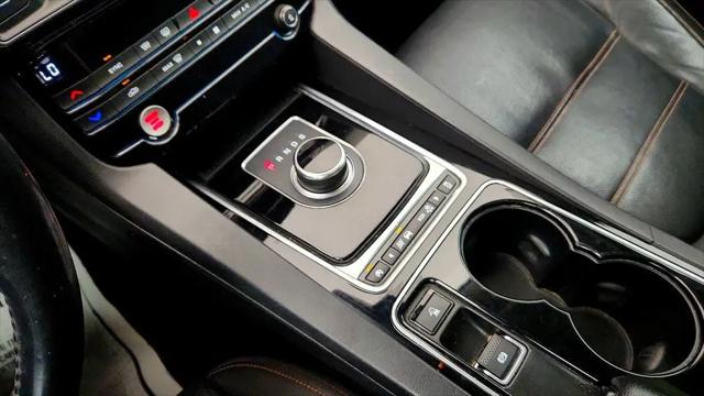 2017 Jaguar F-PACE 35t Prestige