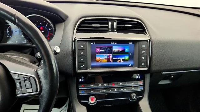 2017 Jaguar F-PACE 35t Prestige