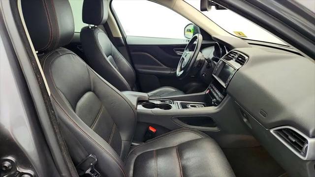 2017 Jaguar F-PACE 35t Prestige