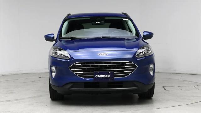 2022 Ford Escape Titanium Hybrid