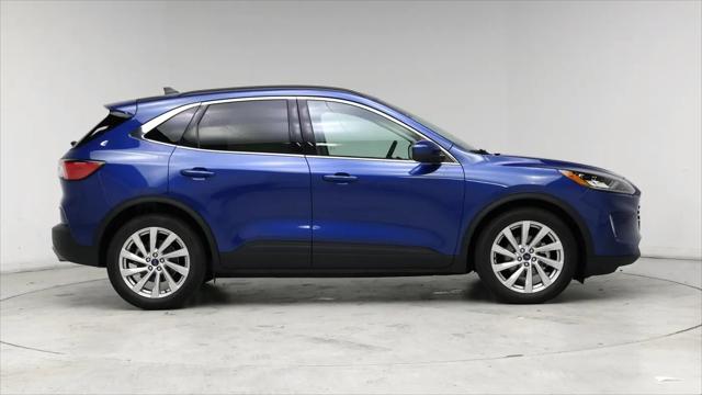 2022 Ford Escape Titanium Hybrid