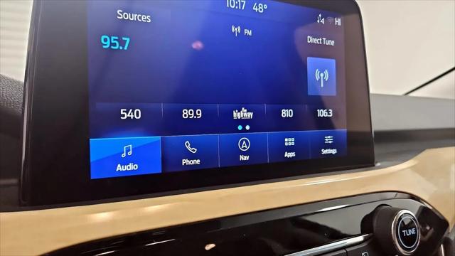 2022 Ford Escape Titanium Hybrid