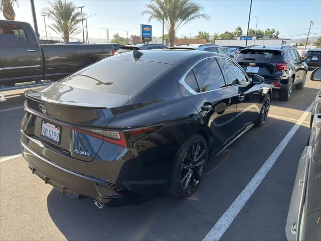 2024 Lexus IS 300 F SPORT Design