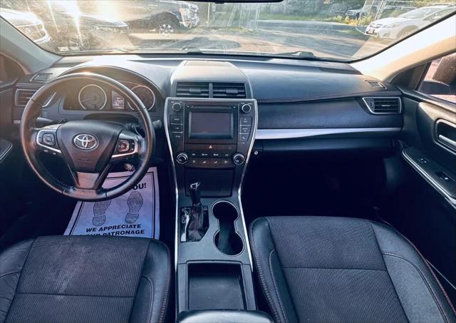 2016 Toyota Camry SE