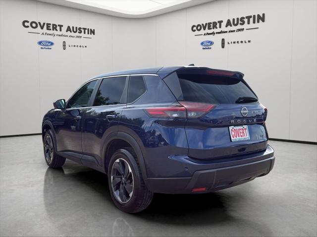 2024 Nissan Rogue SV FWD