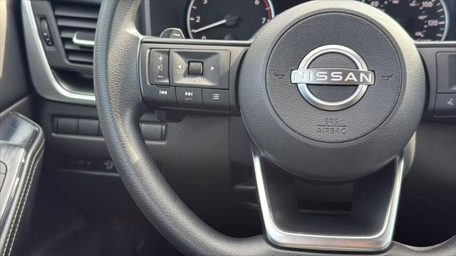 2024 Nissan Rogue SV FWD