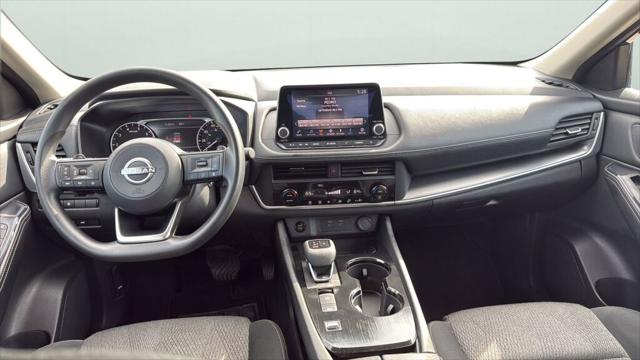 2024 Nissan Rogue SV FWD