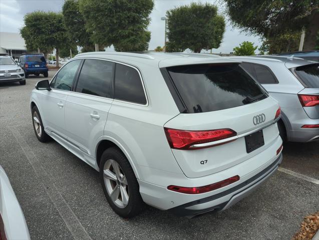 2025 Audi Q7 Premium 45 TFSI quattro Tiptronic