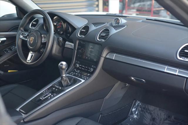 2024 Porsche 718 Boxster Style Edition