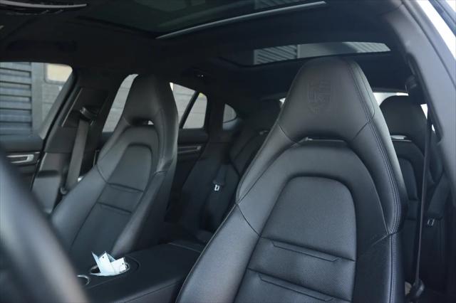 2023 Porsche Panamera Platinum Edition