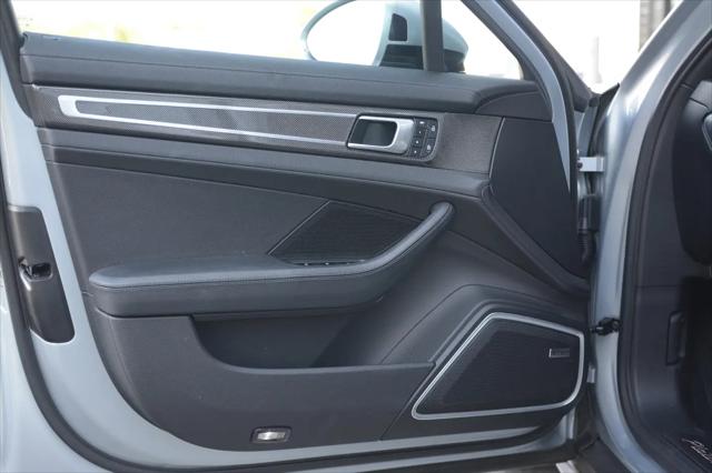 2023 Porsche Panamera Platinum Edition