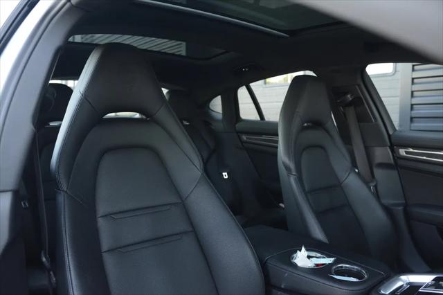 2023 Porsche Panamera Platinum Edition
