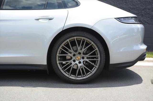 2023 Porsche Panamera Platinum Edition