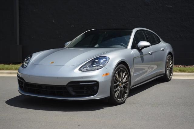 2023 Porsche Panamera Platinum Edition
