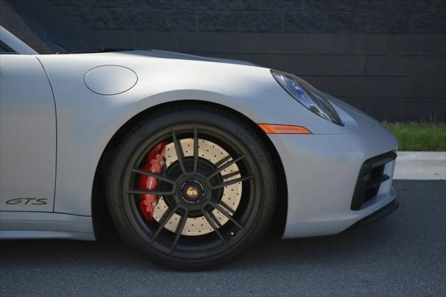 2024 Porsche 911 Carrera 4 GTS
