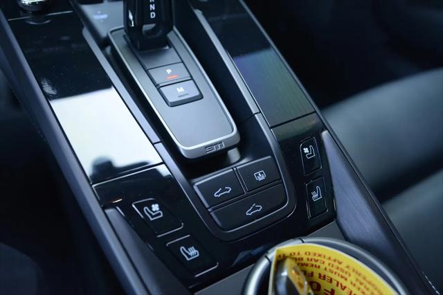 2024 Porsche 911 Carrera 4 GTS