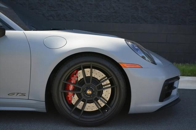 2024 Porsche 911 Carrera 4 GTS