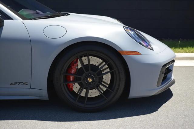 2024 Porsche 911 Carrera 4 GTS