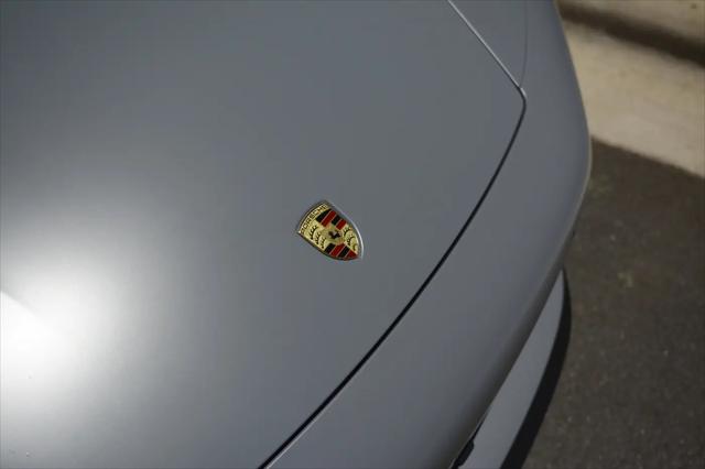 2024 Porsche 911 Carrera 4 GTS