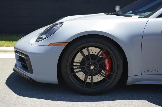 2024 Porsche 911 Carrera 4 GTS